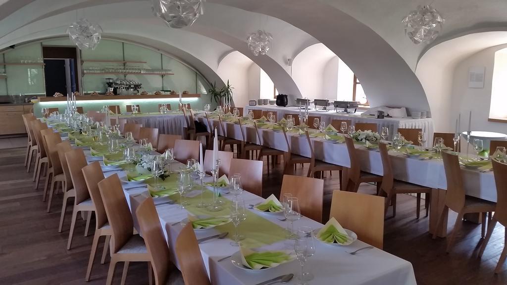 Hotel Zamecka Sypka ブランスコ エクステリア 写真